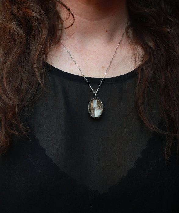 LG Leaf Skeleton Pools of Light Pendant